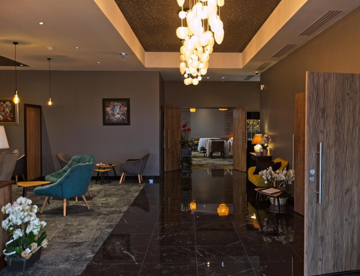 Hotel & Restaurant La Maison Des Bles Boutervilliers Екстер'єр фото