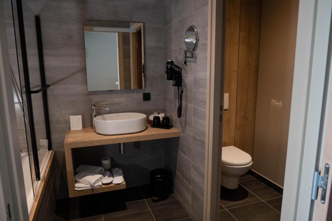 Hotel & Restaurant La Maison Des Bles Boutervilliers Екстер'єр фото