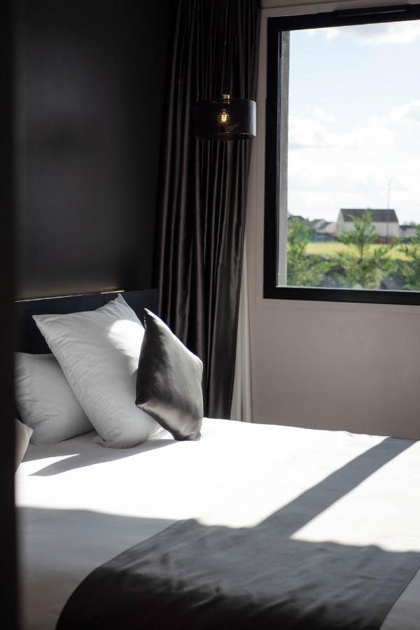 Hotel & Restaurant La Maison Des Bles Boutervilliers Екстер'єр фото